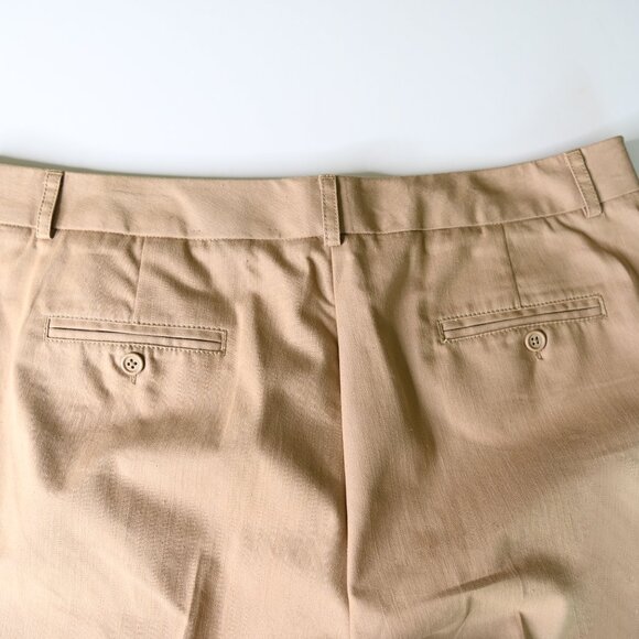 DRESSBARN Women's Tan Pants with Pockets - Size 16 - NWOT - Picture 3 of 8